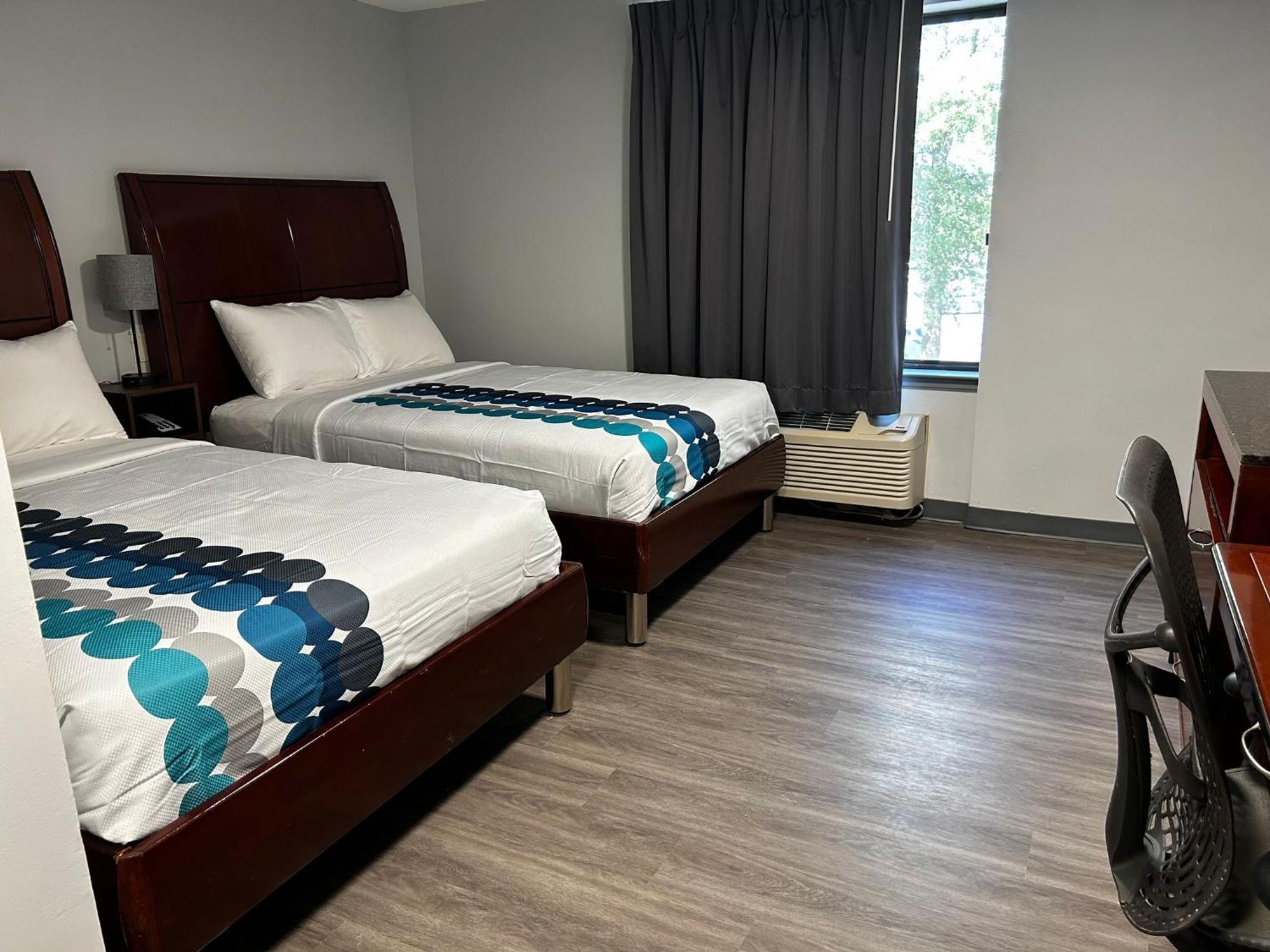 Rodeway Inn Clemmons - Winston-Salem Area ภายนอก รูปภาพ