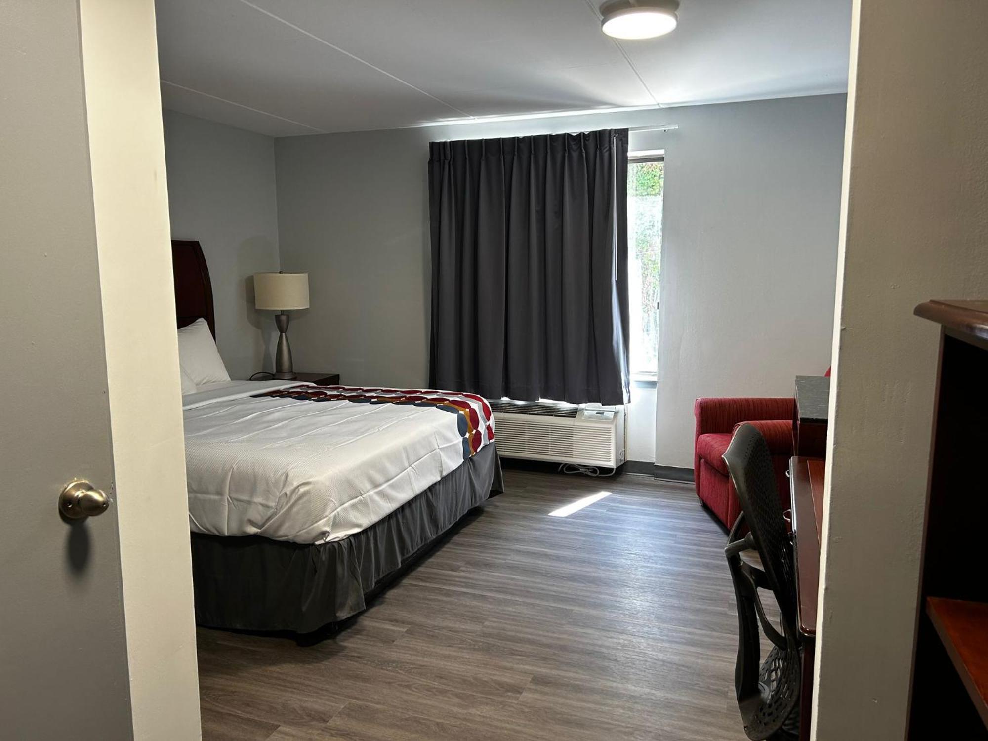 Rodeway Inn Clemmons - Winston-Salem Area ภายนอก รูปภาพ
